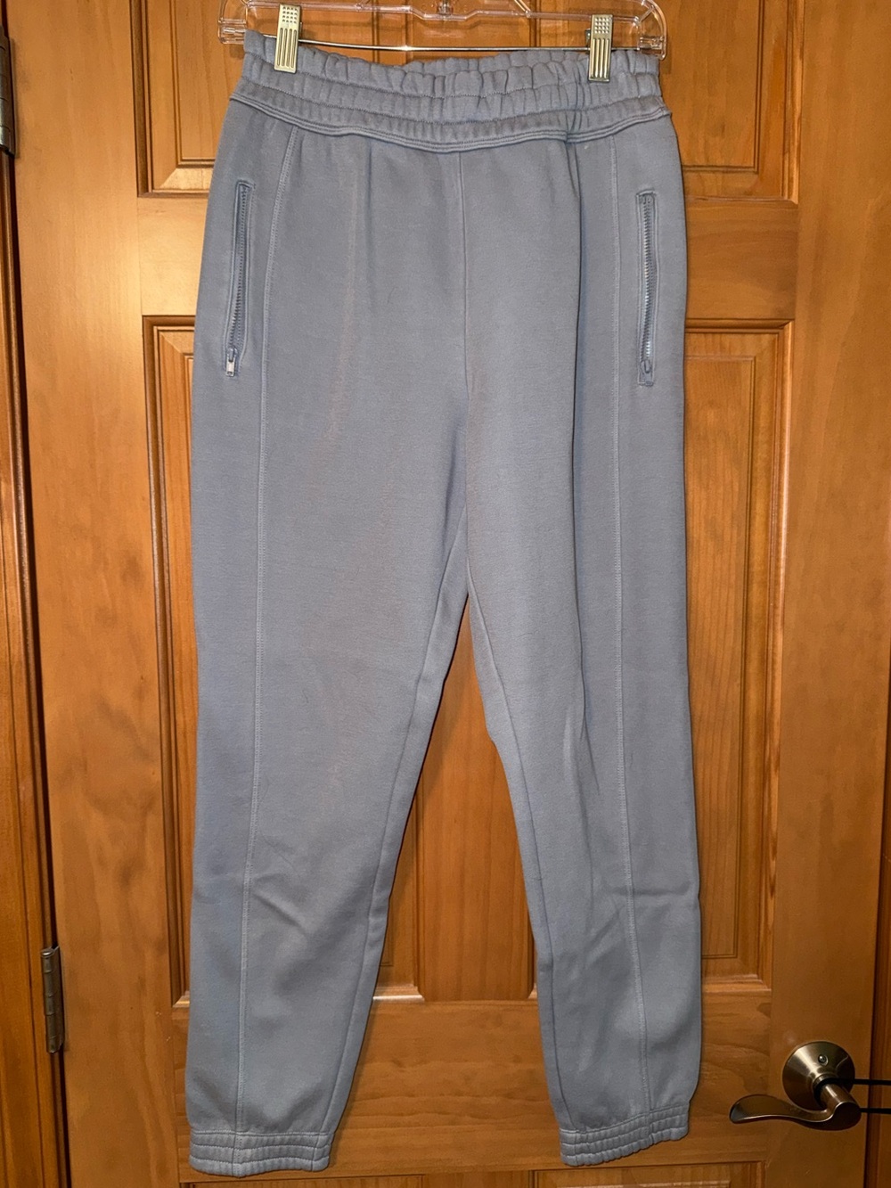Fabletics Women’s Gray Jogger Pants